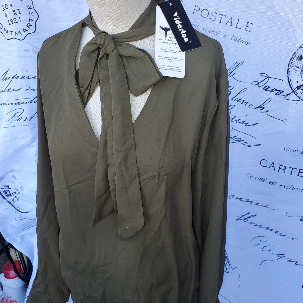 Yidarton olive green blouse with tie neck